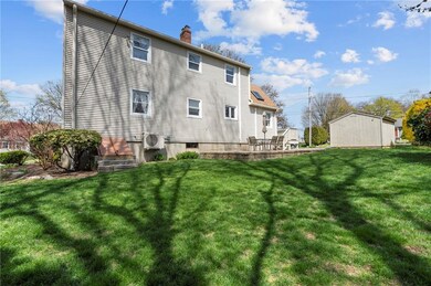 22 Fern Dr, Warren, RI 02885 - photo 4