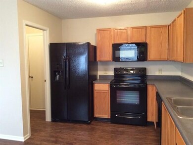 9501 W Constellation Dr, Pendleton, IN 46064 - photo 5