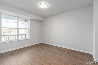 430 Cambria St unit 104, Freemansburg, PA 18017 - photo 5