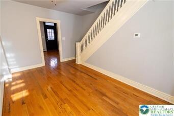 948 W Maple St, Allentown, PA 18101 - photo 5