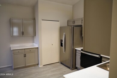 926 E Vaughn Ave, Gilbert, AZ 85234 - photo 5