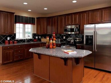 Kitchen - Sample photo from Ryan Homes picture lib