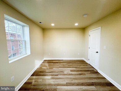 921 52nd St NE, Washington, DC 20019 - photo 7