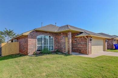 913 Eagle Cliff Dr, Norman, OK 73072 - photo 2
