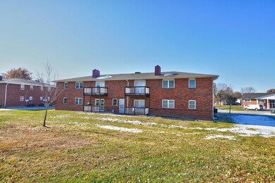 Back of 281 Apple Tree Ct