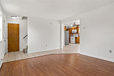 23 Gildas Ln, Portsmouth, RI 02871 - photo 4