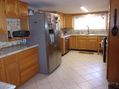 7337 Union St, Adrian, MI 49221 - photo 6