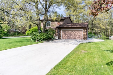 15477 Wisteria_R Endres_MLS_2