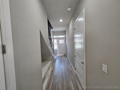 3416 Redbud Ln, Tulsa, OK 74131 - photo 6