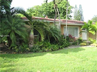 334 Velarde Ave, Coral Gables, FL 33134 - photo 3