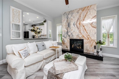 8408 Bayshore Dr unit 4, Treasure Island, FL 33706 - photo 6