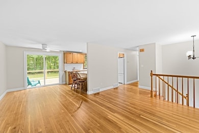 276 Woodland Dr, Hanover, MA 02339 - photo 4
