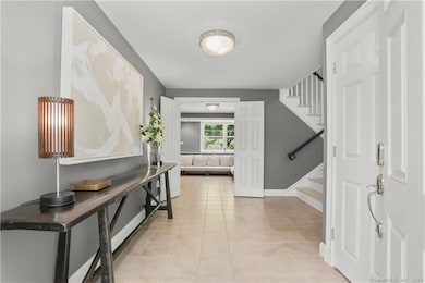 220 Burr St, Fairfield, CT 06824 - photo 3