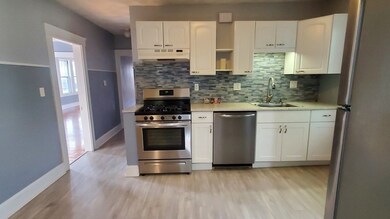 46-48 Chestnut St unit 2, Stoneham, MA 02180 - photo 2