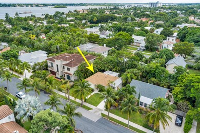 230 Avila Rd, West Palm Beach, FL 33405 - photo 2