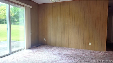 703 Roundtree Dr, Fayetteville, NC 28303 - photo 7