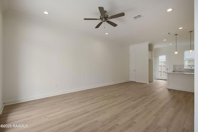 15-web-or-mls-1510 Kaliste Saloom Rd-15