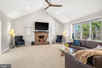 18 Silverthorn Ln, Belle Mead, NJ 08502 - photo 3