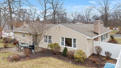 4 Snowdrift Dr, Piscataway, NJ 08854 - photo 7