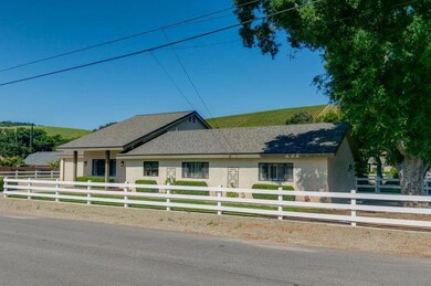 81 Grapevine Road Oak View Home for Sale