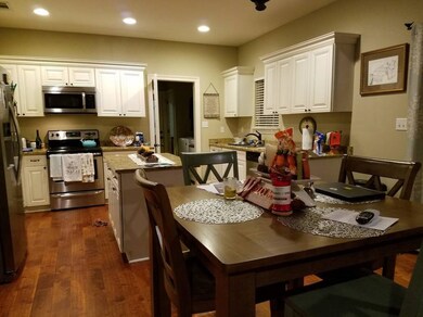 890 Graves Rd, Ellisville, MS 39437 - photo 7