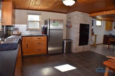 18560 W State Route 105, Elmore, OH 43416 - photo 5