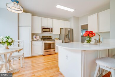 46691 Cavendish Square, Sterling, VA 20165 - photo 5