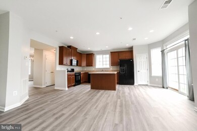 44021 Swift Fox Dr, California, MD 20619 - photo 6