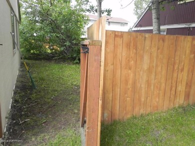 Gate To Access Back Yard