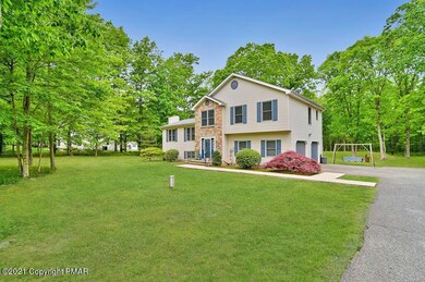 129 Copperwood Ct, Saylorsburg, PA 18353 - photo 2