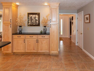 29 Hills Rd, Auburn, NH 03032 - photo 6