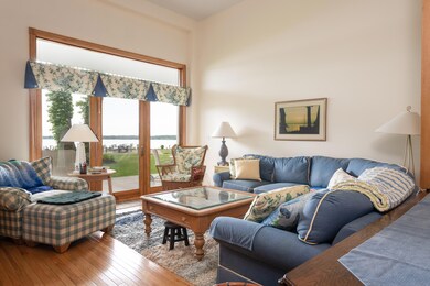 6180_Murray_Rd__101-9