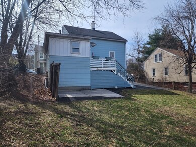 34 Spring St, Chicopee, MA 01013 - photo 5