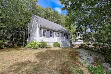 15 Trent Rd, Hooksett, NH 03106 - photo 2