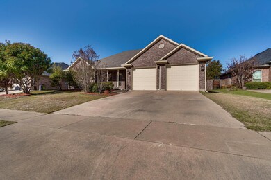 1004 Louise Ln, Ennis, TX 75119 - photo 3