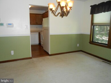 23330 Red Oak Ct, California, MD 20619 - photo 6