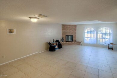 10 Living Room photo e_preview