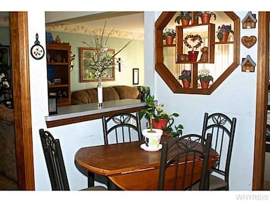 Kitchen Eat in kitchen
