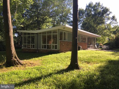 2208 Marthas Rd, Alexandria, VA 22307 - photo 3