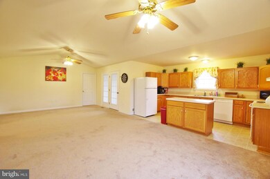 11373 Nicole Dr, Greencastle, PA 17225 - photo 7