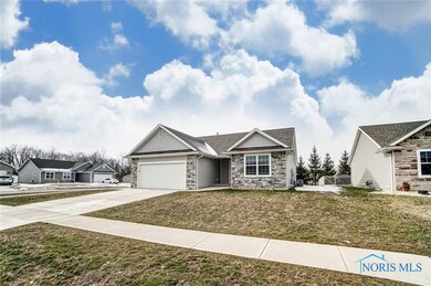 650 Weatherby Ct, Findlay, OH 45840 - photo 2