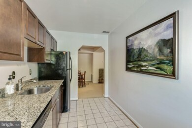 203 Skyhill Rd unit 3, Alexandria, VA 22314 - photo 3