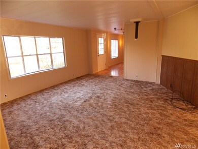 13102 Vail Rd SE, Yelm, WA 98597 - photo 4