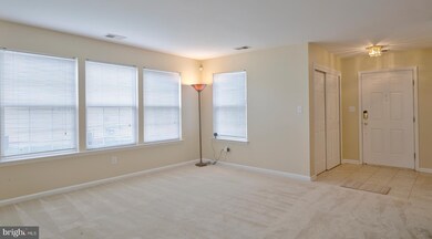 6 Grant Ct, Columbus, NJ 08022 - photo 4