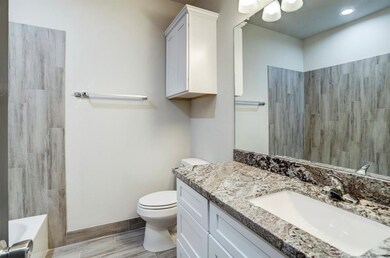 4409 Weaver Rd unit 2, Houston, TX 77016 - photo 7