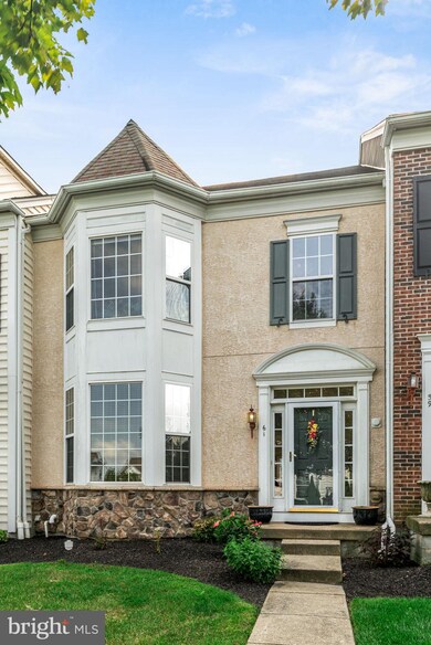 61 Williams Dr, Fountainville, PA 18923 - photo 2