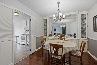 3918 Lexington Dr NE unit C, Cedar Rapids, IA 52402 - photo 7