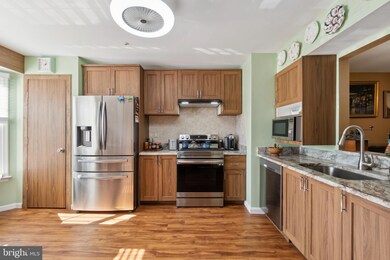 6310 Hampton Place, Elkridge, MD 21075 - photo 5