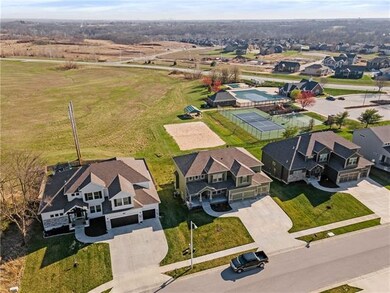 4923 NE 104th St, Kansas City, MO 64156 - photo 6