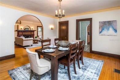 Formal dining room 